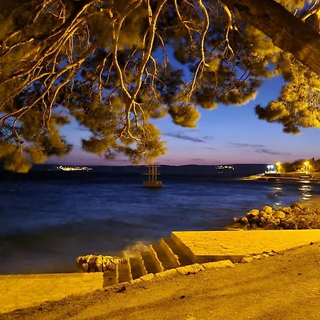 Klara Novi Vinodolski