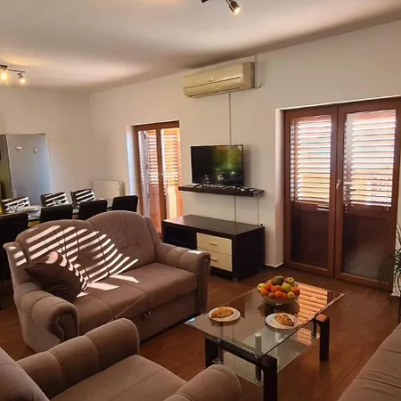 Klara Apartment